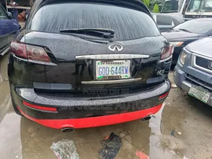 Infiniti FX35 Base 4x2 2006 Baƙi