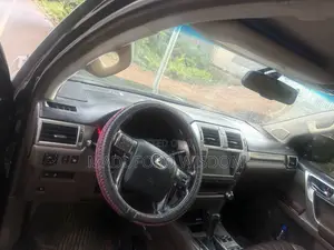 Lexus GX 460 Premium 2011 (An Gyara Zuwa 2021) Baki