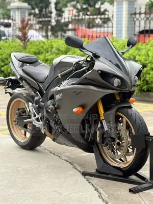 Yamaha R1 2011 Baki