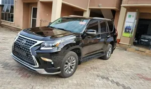 Lexus GX 460 (2013, An Inganta zuwa 2020) - Baƙi