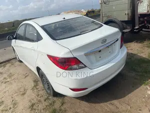 2012 Hyundai Accent GLS White