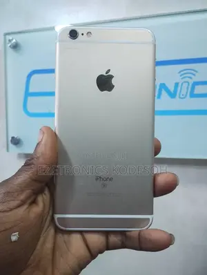 Apple iPhone 6s Plus 32GB White (Amfani, Fuska Ta Fasa)