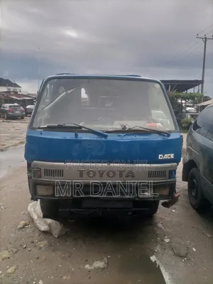 Used Toyota Dyna Mini Truck
