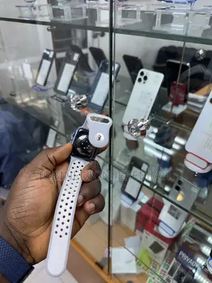 Apple Watch Series 7 Used