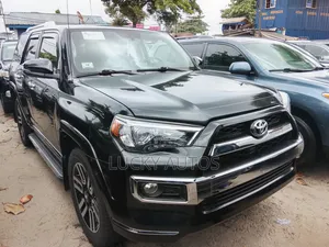 Toyota 4-Runner 2015 Baki