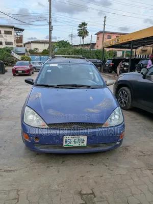 Ford Focus 2005 Wagon - Blue