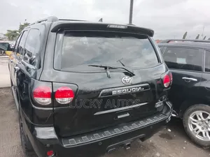 Toyota Sequoia 2016 Black