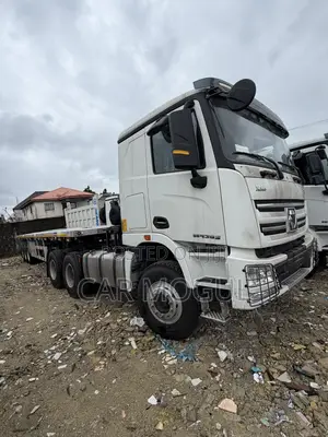 XCMG DH430S Lowbed Truck Tractor Head (2026)