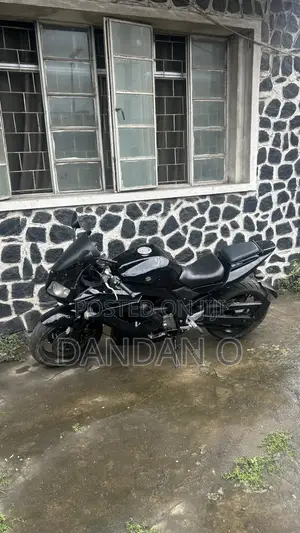 Suzuki SV650S Sport 2018 Baki