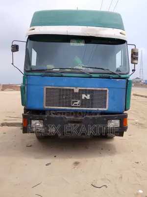 MAN Trailer Head