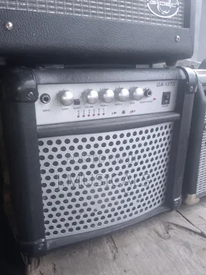 1st Grade Tokunbo Fender Guitar Combos