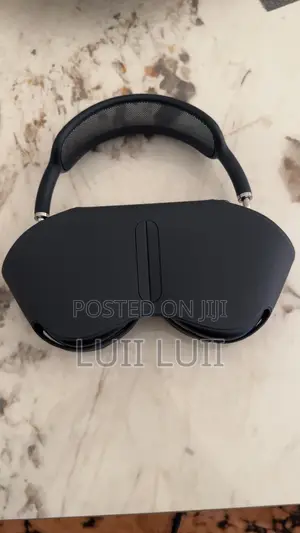 Apple AirPods Max (A Katin Bude)