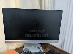 HP Pavilion 23-inch Full HD IPS Monitor