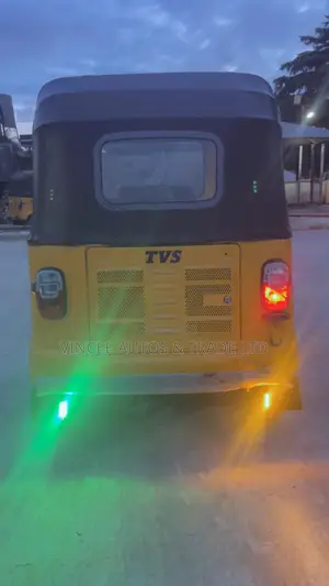 TVS King Cargo 2024 Yellow Three-Wheeler
