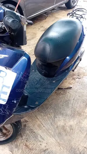 Honda Dio Scooter 2002 Blue
