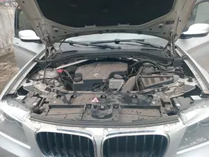 BMW X3 2013 Launin Azurfa
