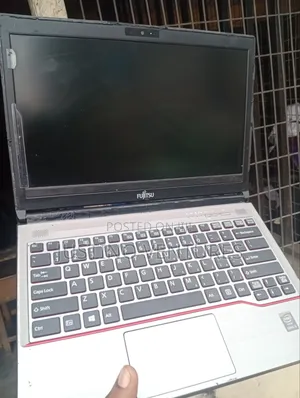 Fujitsu Lifebook E448 Laptop - Core i5, 8GB RAM, 500GB HDD