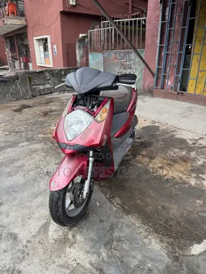 Honda Dylan 125 Scooter 2016