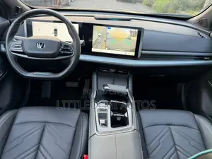 Changan UNI-T 2.0 FWD 2023 Baki