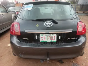 Toyota Auris 2002 Grey