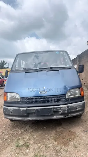Ford Transit 2002 Diesel Bus