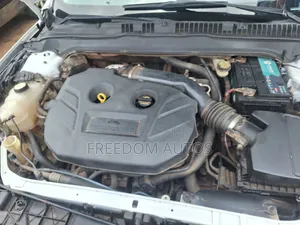 Ford Fusion 2013 Fari