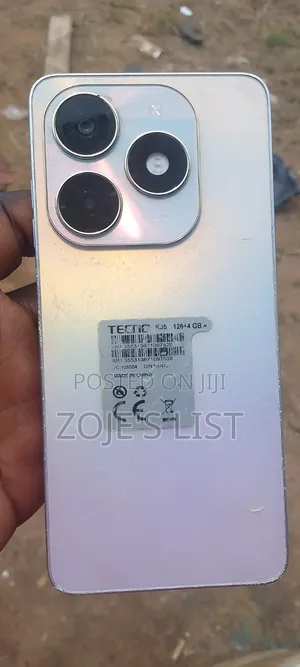 Tecno Spark 20 128GB Blue