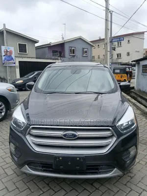 2017 Ford Escape SE Gray