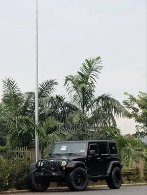 Jeep Wrangler Unlimited Sport 2013 Baki