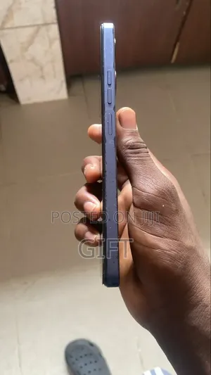 Tecno Spark 10 Pro 256GB Baki (An Yi Amfani Dashi)