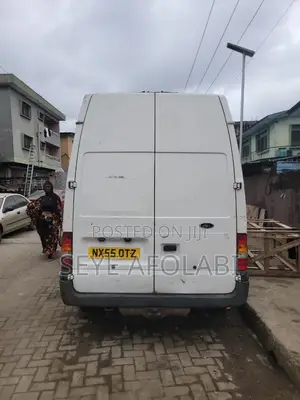 Ford Transit 2006 Fari