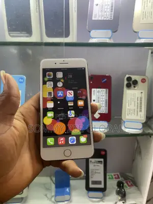 Apple iPhone 8 Plus 64GB Baki
