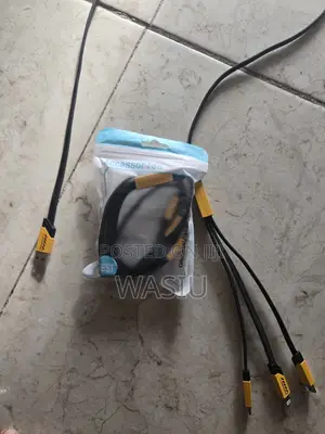 3-in-1 Cajin USB (Type-A, Type-C, Kafin iPhone 15)