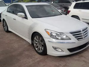 Hyundai Genesis 3.8 Sedan 2012 Fari