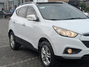 Hyundai Ix35 2013 Limited - Fari