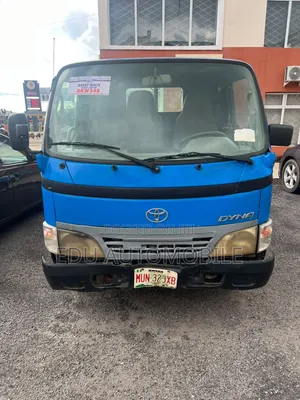 Toyota Dyna Mini Truck