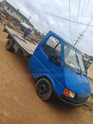 Ford Transit F550 Mini Truck - Na Amfani