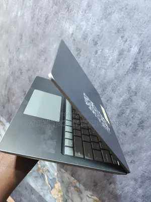 Microsoft Surface Laptop 5 (2022) - 13" i5, 8GB RAM, 512GB SSD