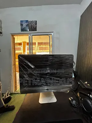 Apple iMac 21" Kwamfuta Mai Girma (2015) - Core i5, 8GB RAM, 512GB SSD