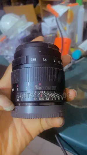 7artisans 35mm f/0.95 Lens Mai Hannun Juyawa don Sony E-Mount