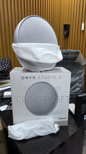 Harman Kardon Onyx Studio 9