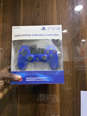 PlayStation 4 DualShock 4 Controller