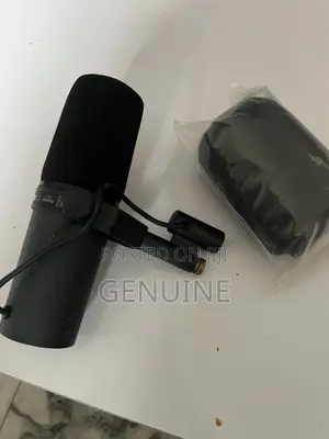 Shure SM7B Vocal Dynamic Microphone