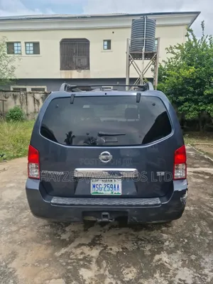 Nissan Pathfinder 2008 Grey