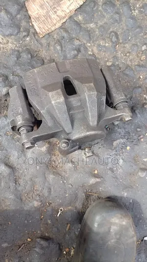Cikakken Set na Caliper na Toyota RAV4 2010 (Na Biyu)