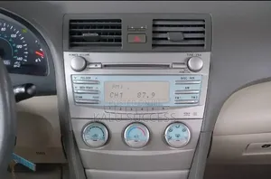 Shigarwa ta Toyota Camry Android Touchscreen Car Stereo