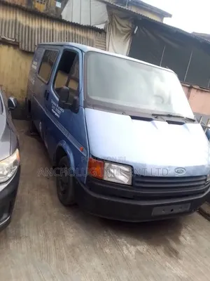 Ford Transit Van 2000 - High Roof