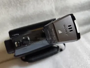 Sony Full HD Kamara Mai Hasken Dare Sosai