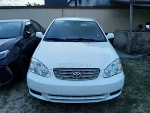 Toyota Corolla 2003 White