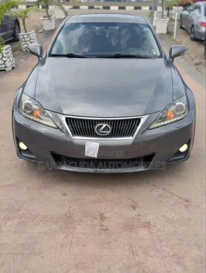 2013 Lexus IS 350 RWD Sedan - Amfani Da Aka Yi A Kasashen Waje